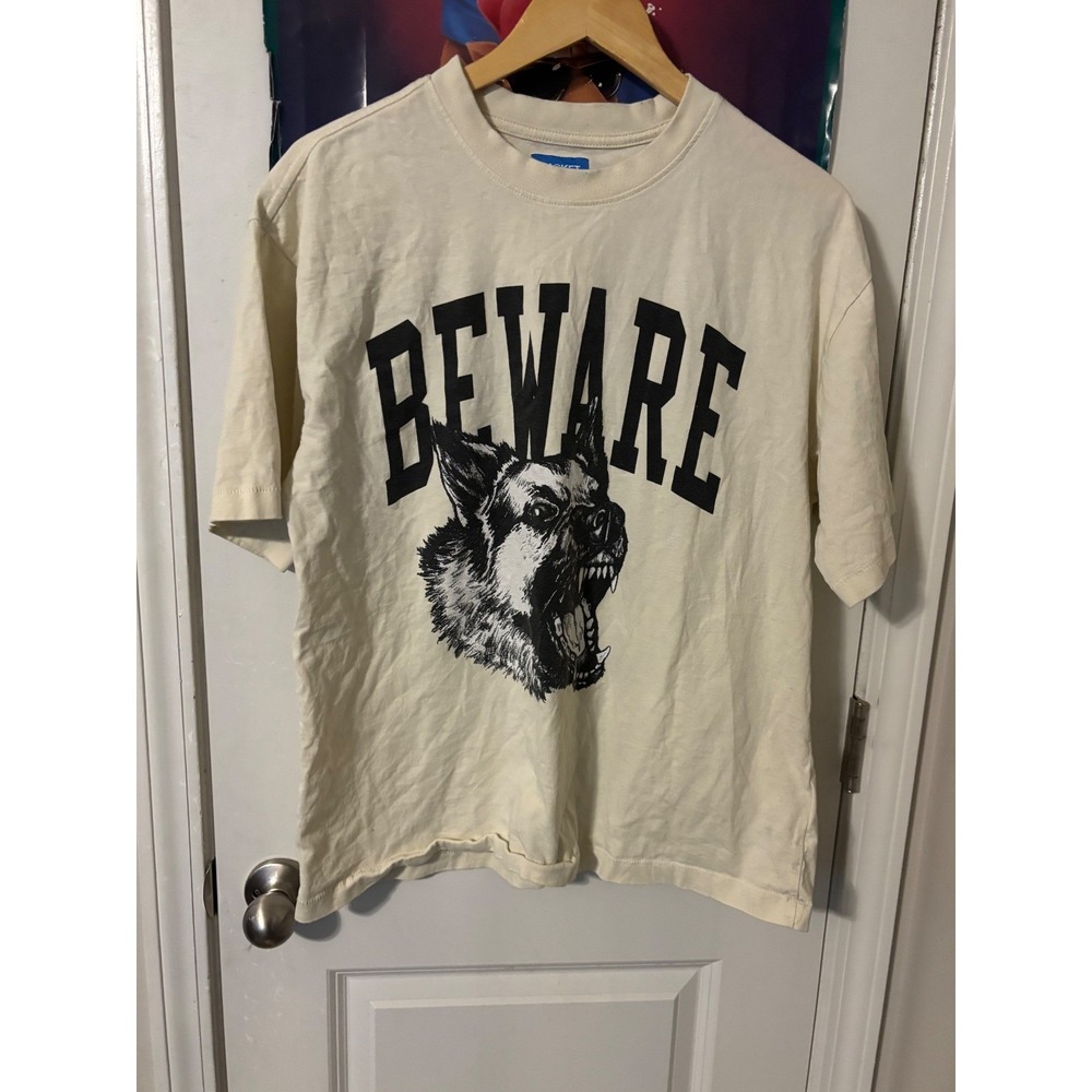 MARKET Beware German Shepherd Graphic T-Shirt Cream Mens XL Streetwear Tee
